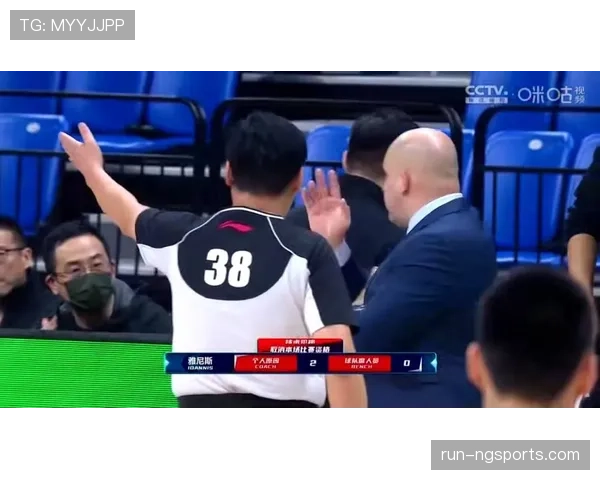 裁判哨音含义：不同哨声对应的比赛判罚与重启条件